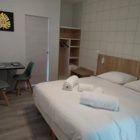 Malicorn' Appart-Hotel Malicorne-sur-Sarthe Room photo