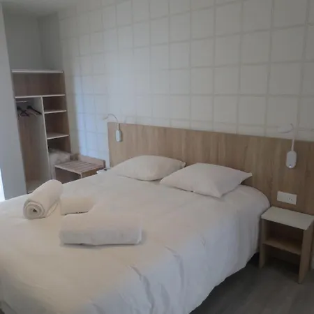 Malicorn' Appart-Hotel Malicorne-sur-Sarthe Room photo